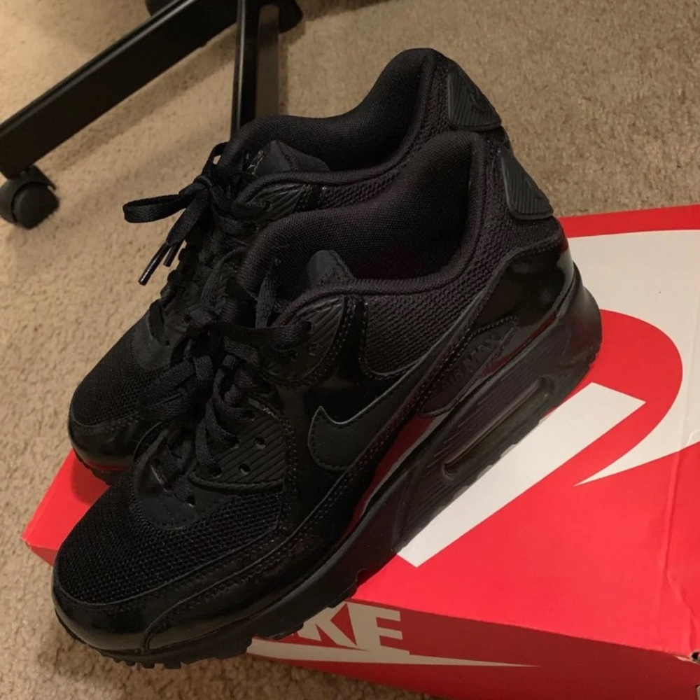 NIKE AIRMAX 90 premium womens